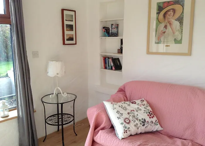 Дом отдыха Hillside Achill